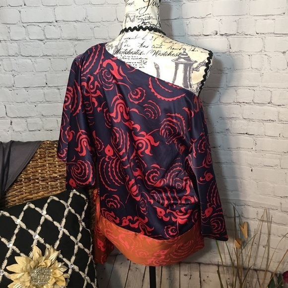 No brand satin poly side tie waist blouse - Picture 4 of 7